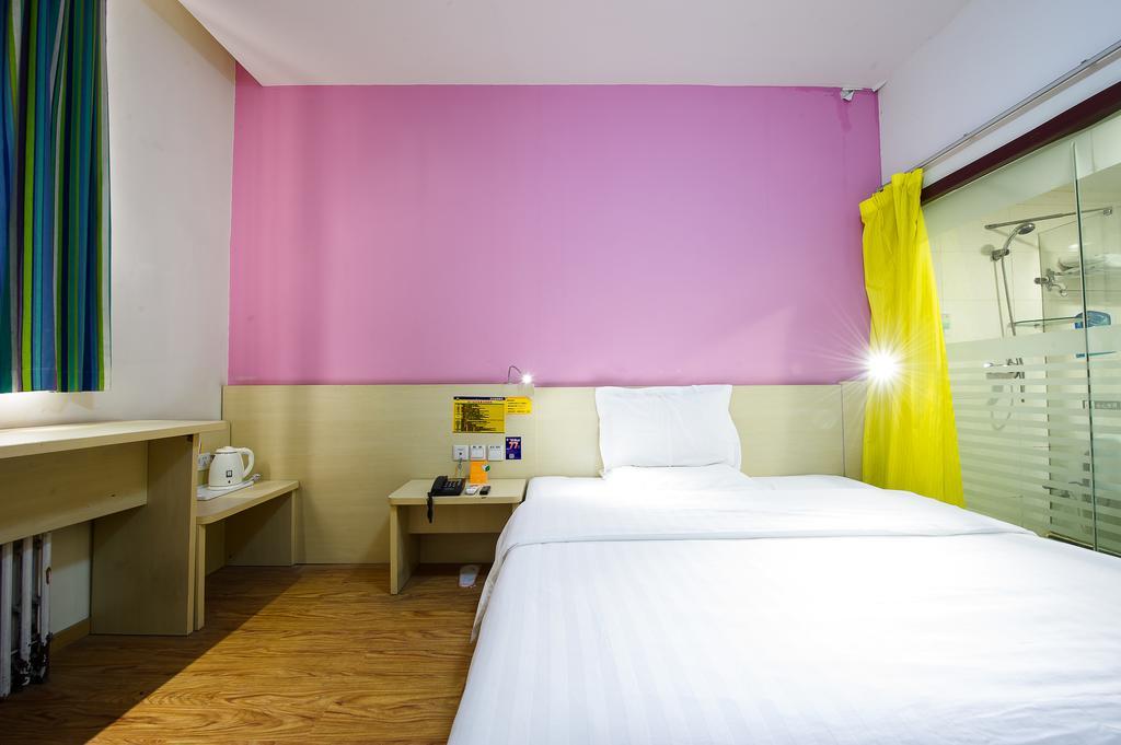 7Days Inn Chengdu Wuda Garden Kültér fotó