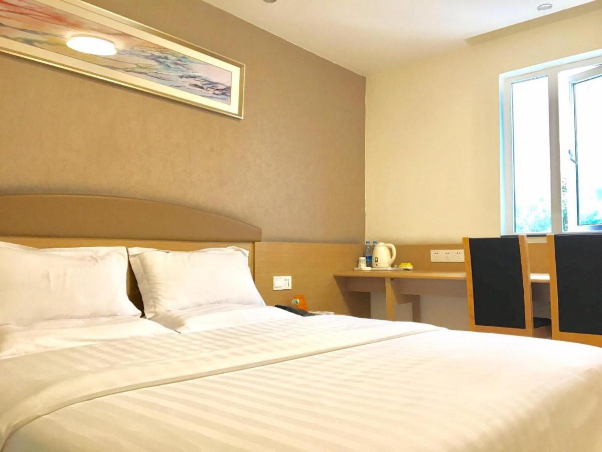 7Days Inn Chengdu Wuda Garden Kültér fotó