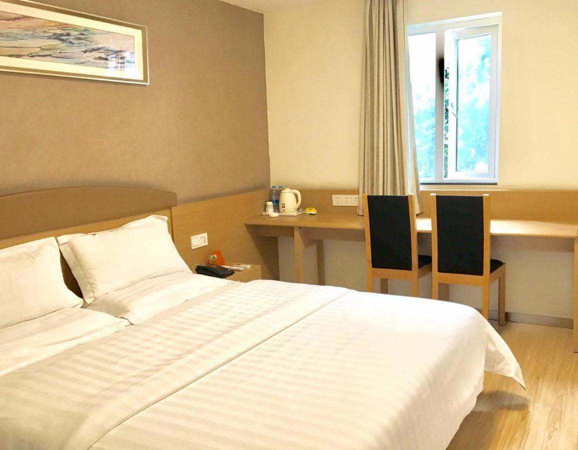 7Days Inn Chengdu Wuda Garden Kültér fotó